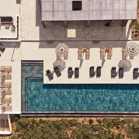 Ovea Paros ホテル